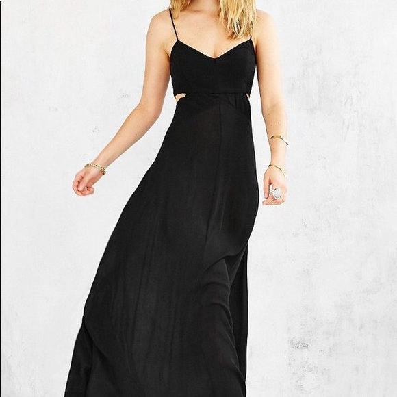 Ecote Dresses & Skirts - Ecote Cut Out Maxi